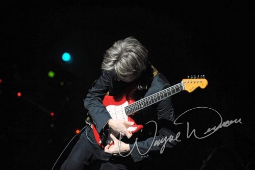 Eric Johnson at Taft Theatre Cincinnati, OH on November 17, 2010 &mdash; concert photo by Wayne Dennon