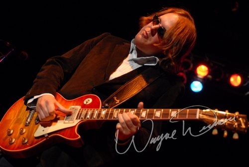 Joe Bonamassa at Madison Theater Covington, KY on November 11, 2007 &mdash; concert photo by Wayne Dennon