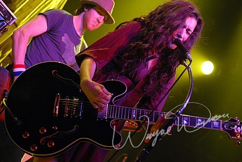 Alex Winston at Bogart's Cincinnati, OH on June 14, 2007 &mdash; concert photo by Wayne Dennon
