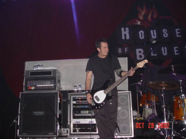 The Color Red at House Of Blues Chicago, IL on October 29, 2002 &mdash; concert photo by Wayne Dennon