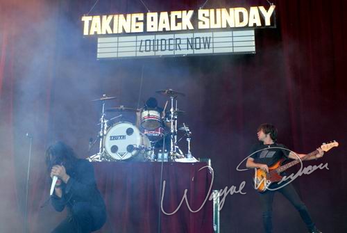 Taking Back Sunday at Verizon Wireless Music Center Noblesville, IN on August 31, 2007 &mdash; concert photo by Wayne Dennon