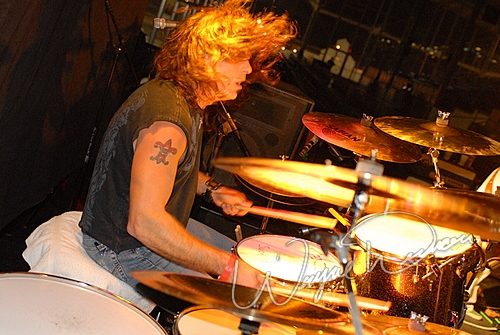Ugly at Turfway Park Florence, KY on December 20, 2007 &mdash; concert photo by Wayne Dennon