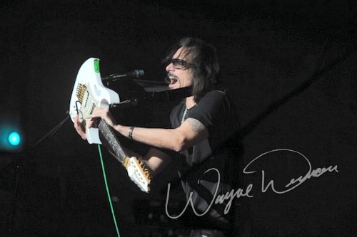 Steve Vai at Taft Theatre Cincinnati, OH on November 17, 2010 &mdash; concert photo by Wayne Dennon