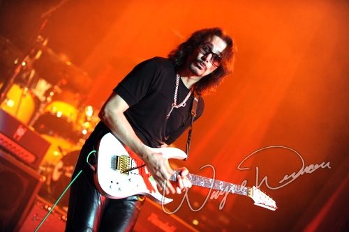 Steve Vai at Taft Theatre Cincinnati, OH on November 17, 2010 &mdash; concert photo by Wayne Dennon