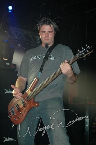 Crossfade at Jillian's Louisville, KY on September 8, 2004 &mdash; concert photo by Wayne Dennon