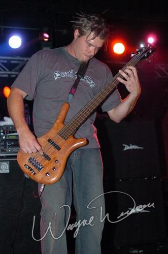 Crossfade at Jillian's Louisville, KY on September 8, 2004 &mdash; concert photo by Wayne Dennon