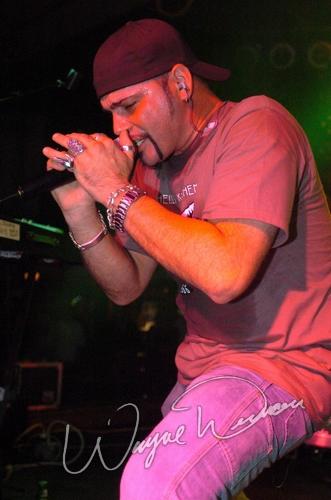Crossfade at Piere's Fort Wayne, IN on September 21, 2004 &mdash; concert photo by Wayne Dennon