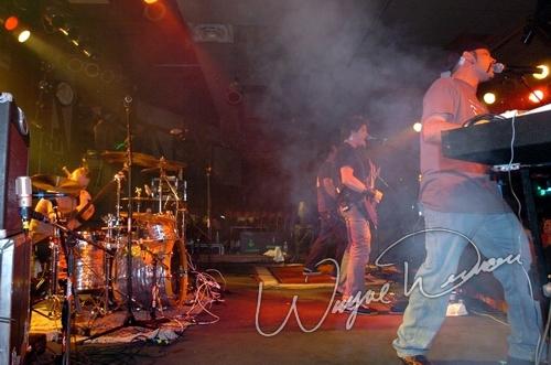 Crossfade at Piere's Fort Wayne, IN on September 21, 2004 &mdash; concert photo by Wayne Dennon