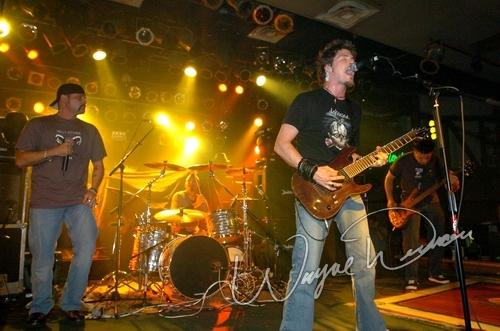 Crossfade at Piere's Fort Wayne, IN on September 21, 2004 &mdash; concert photo by Wayne Dennon