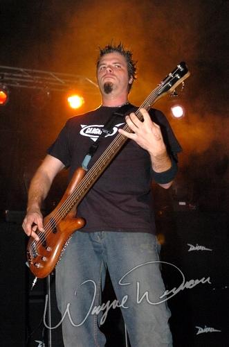 Crossfade at Headliners Toledo, OH on September 22, 2004 &mdash; concert photo by Wayne Dennon