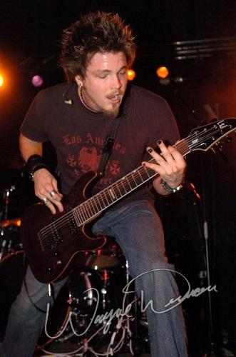 Crossfade at Headliners Toledo, OH on September 22, 2004 &mdash; concert photo by Wayne Dennon