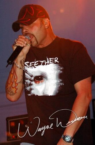 Crossfade at Jillian's Louisville, KY on May 6, 2005 &mdash; concert photo by Wayne Dennon