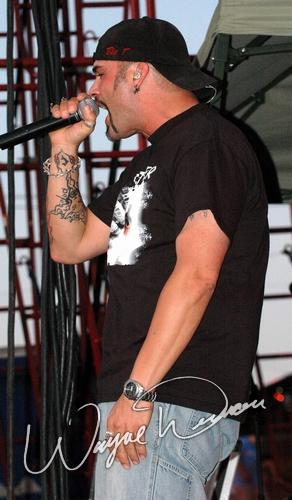 Crossfade at Jillian's Louisville, KY on May 6, 2005 &mdash; concert photo by Wayne Dennon