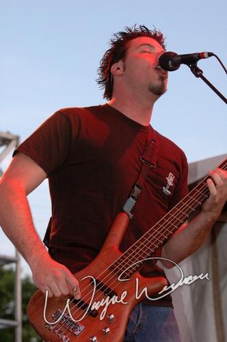 Crossfade at Jillian's Louisville, KY on May 6, 2005 &mdash; concert photo by Wayne Dennon