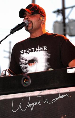 Crossfade at Jillian's Louisville, KY on May 6, 2005 &mdash; concert photo by Wayne Dennon