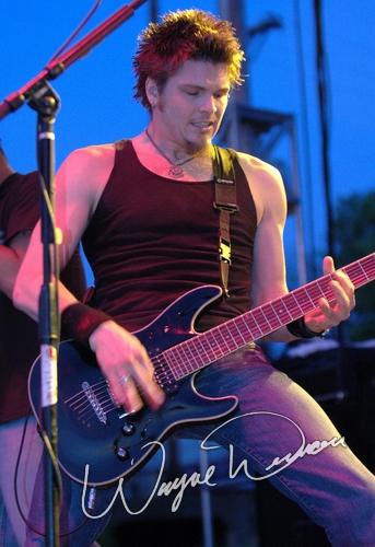 Crossfade at Jillian's Louisville, KY on May 6, 2005 &mdash; concert photo by Wayne Dennon