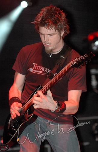 Crossfade at Arts, Beats & Eats Pontiac, MI on September 2, 2005 &mdash; concert photo by Wayne Dennon
