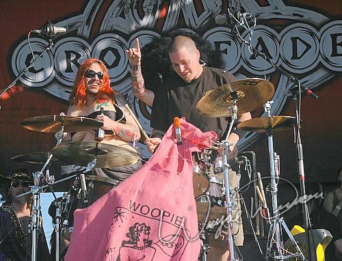 Crossfade at X-Fest Dayton, OH on September 18, 2005 &mdash; concert photo by Wayne Dennon