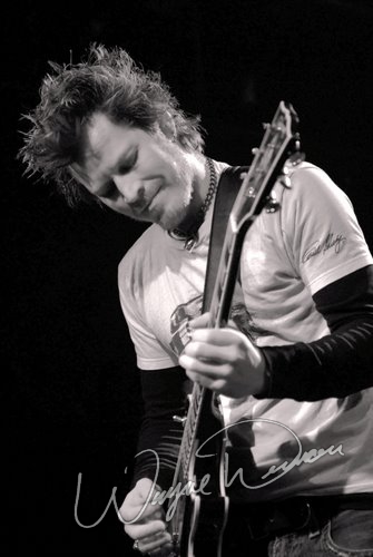 Crossfade at Bogart's Cincinnati, OH on December 5, 2006 &mdash; concert photo by Wayne Dennon