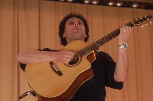 Peppino D'Agostino at Unknown Venue Somewhere, US on June 24, 2003 &mdash; concert photo by Wayne Dennon