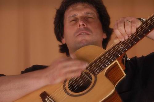 Peppino D'Agostino at Unknown Venue Somewhere, US on June 24, 2003 &mdash; concert photo by Wayne Dennon