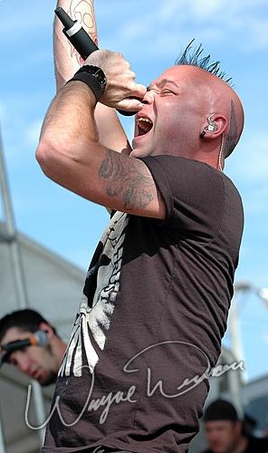 Dark New Day at X-Fest Dayton, OH on September 18, 2005 &mdash; concert photo by Wayne Dennon