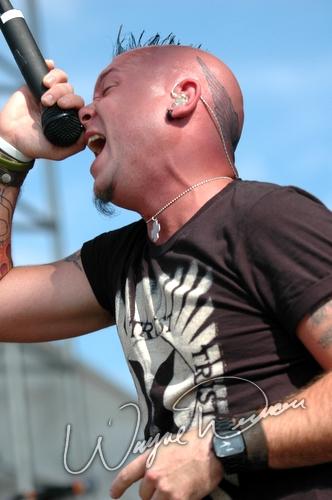 Dark New Day at X-Fest Dayton, OH on September 18, 2005 &mdash; concert photo by Wayne Dennon