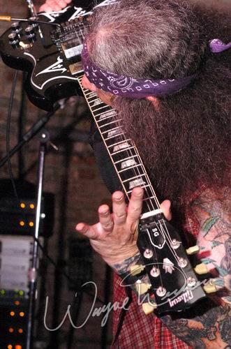 Debris Inc. concert photo by Wayne Dennon