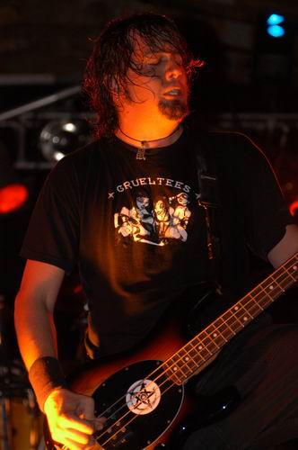 40 Below Summer at Woodshock Music Festival Bellefontaine, OH on August 9, 2003 &mdash; concert photo by Wayne Dennon