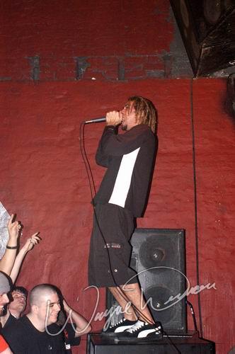 40 Below Summer at Inferno Bar Murfreesboro, TN on March 17, 2004 &mdash; concert photo by Wayne Dennon