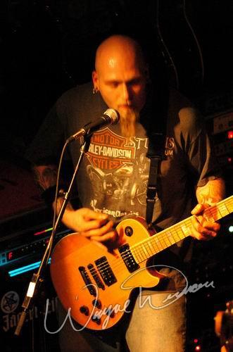 40 Below Summer at Inferno Bar Murfreesboro, TN on March 17, 2004 &mdash; concert photo by Wayne Dennon
