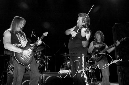 Dixie Dregs concert photo by Wayne Dennon