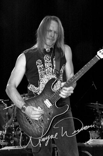 Dixie Dregs at Madison Theater Covington, KY on April 1, 2005 &mdash; concert photo by Wayne Dennon