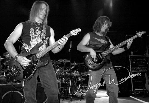 Dixie Dregs at Madison Theater Covington, KY on April 1, 2005 &mdash; concert photo by Wayne Dennon