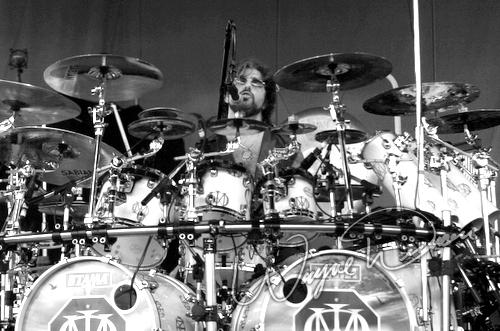 Dream Theater at Annie's Cincinnati, OH on August 16, 2005 &mdash; concert photo by Wayne Dennon
