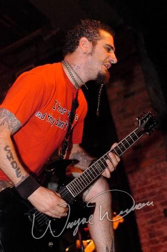 Dropbox concert photo by Wayne Dennon