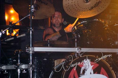 Drowning Pool at Blue Cat's Knoxville, TN on July 14, 2004 &mdash; concert photo by Wayne Dennon