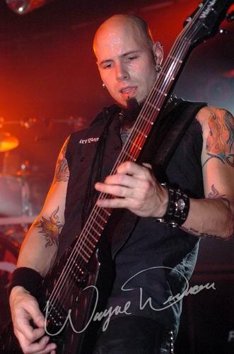 Drowning Pool at Blue Cat's Knoxville, TN on July 14, 2004 &mdash; concert photo by Wayne Dennon