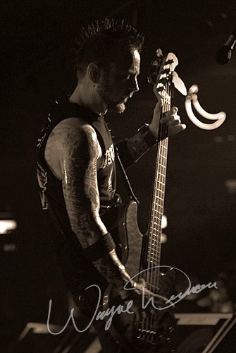 Drowning Pool at Piere's Fort Wayne, IN on May 29, 2007 &mdash; concert photo by Wayne Dennon