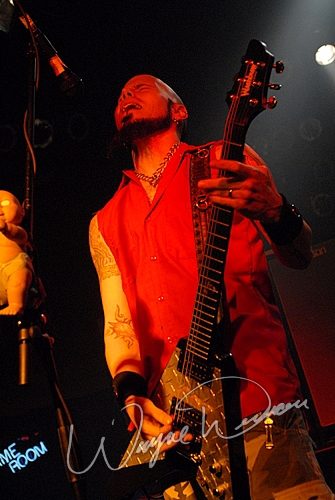 Drowning Pool at Piere's Fort Wayne, IN on May 29, 2007 &mdash; concert photo by Wayne Dennon