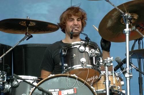 Finch at Rolling Rock Town Fair Latrobe, PA on July 31, 2004 &mdash; concert photo by Wayne Dennon