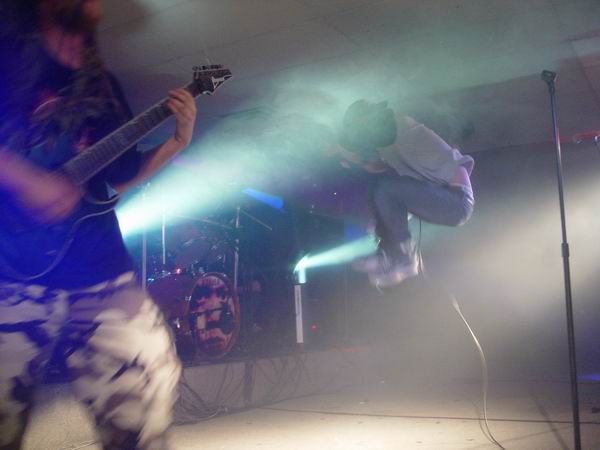 Flaw at Alrosa Villa Columbus, OH on September 20, 2002 &mdash; concert photo by Wayne Dennon
