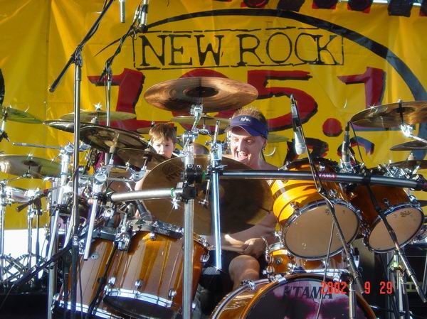 Flaw at Waterfront Park Louisville, KY on September 29, 2002 &mdash; concert photo by Wayne Dennon