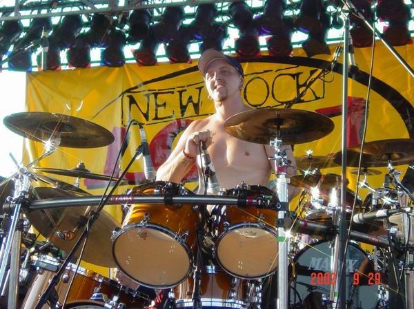 Flaw at Waterfront Park Louisville, KY on September 29, 2002 &mdash; concert photo by Wayne Dennon