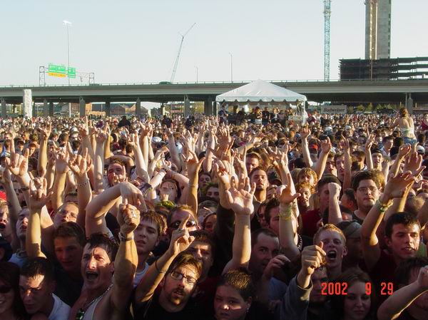 Flaw at Waterfront Park Louisville, KY on September 29, 2002 &mdash; concert photo by Wayne Dennon