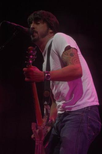 Foo Fighters concert photo by Wayne Dennon