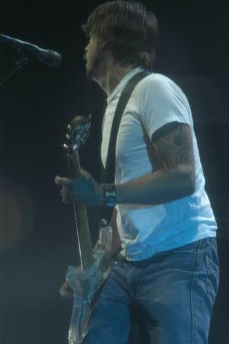 Foo Fighters at UIC Pavilion Chicago, IL on May 25, 2003 &mdash; concert photo by Wayne Dennon