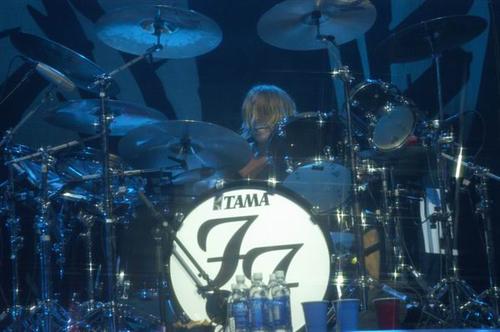Foo Fighters at UIC Pavilion Chicago, IL on May 25, 2003 &mdash; concert photo by Wayne Dennon