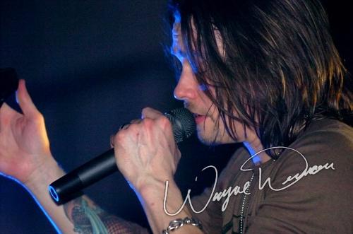 Alter Bridge at Piere's Fort Wayne, IN on January 27, 2005 &mdash; concert photo by Wayne Dennon