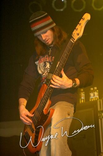 Alter Bridge at Piere's Fort Wayne, IN on January 27, 2005 &mdash; concert photo by Wayne Dennon